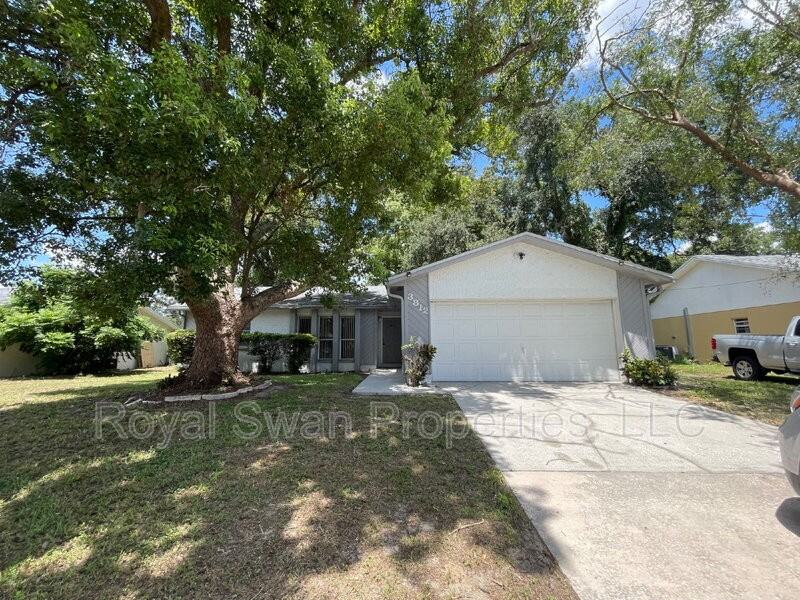 3812 Dovehollow Dr - Photo 2 of 32