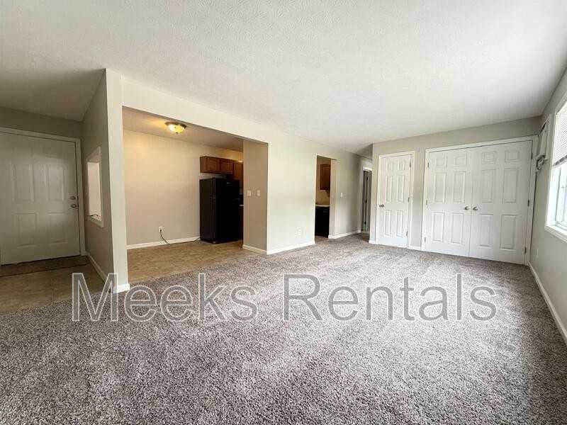 2648 Main St #10 - Photo 6 of 12