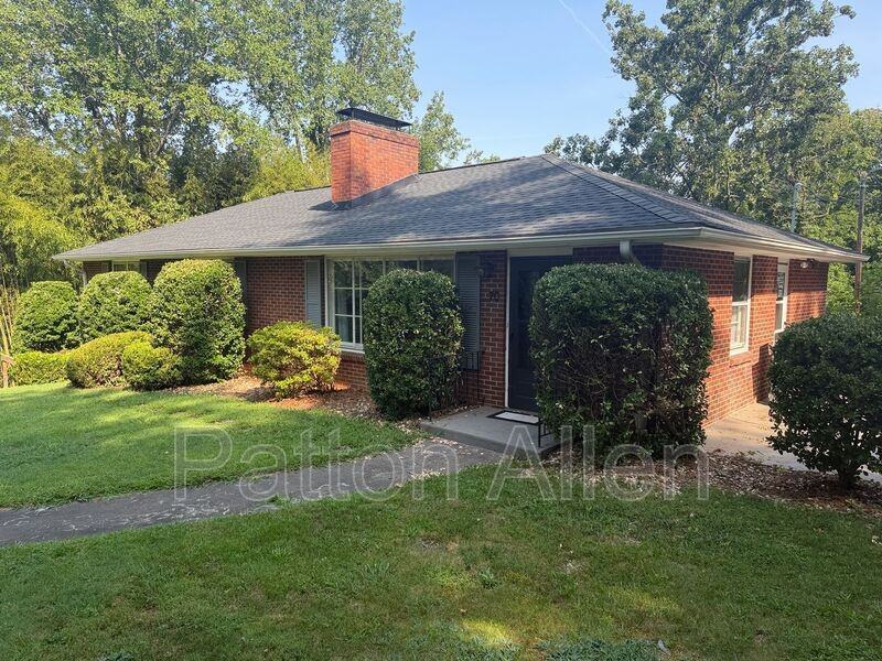 70 Taft Ave - Photo 2 of 39