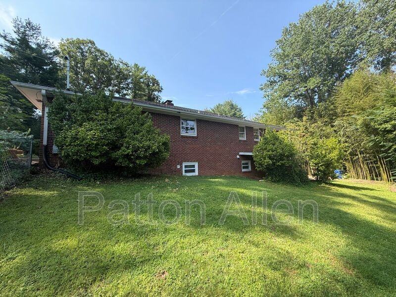 70 Taft Ave - Photo 5 of 39