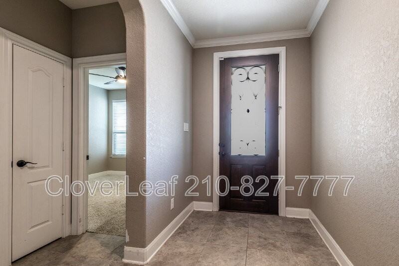 408 Landmark Gate - Photo 5 of 37