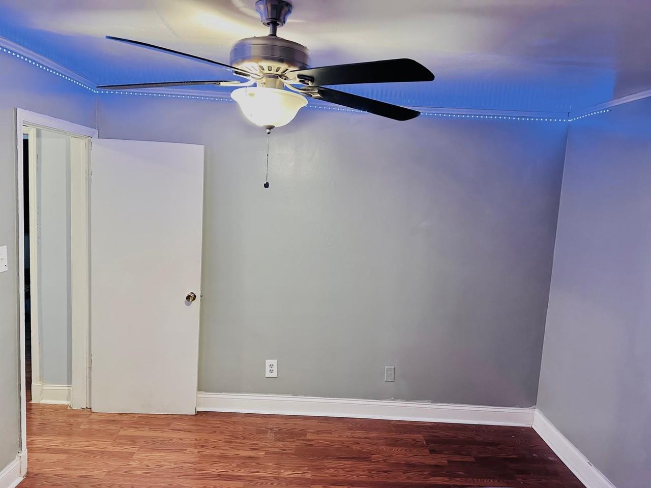 4113 Elderon Ave #2022 - Photo 4 of 14