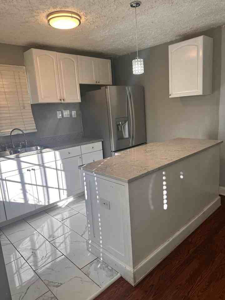 4113 Elderon Ave #2022 - Photo 7 of 14