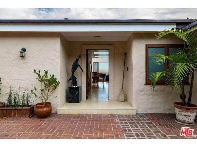 23018 Pacific Coast Hwy - Photo 3 of 39