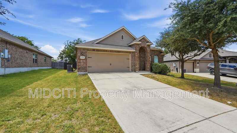 1970 Kalli Jo Ln - Photo 3 of 35