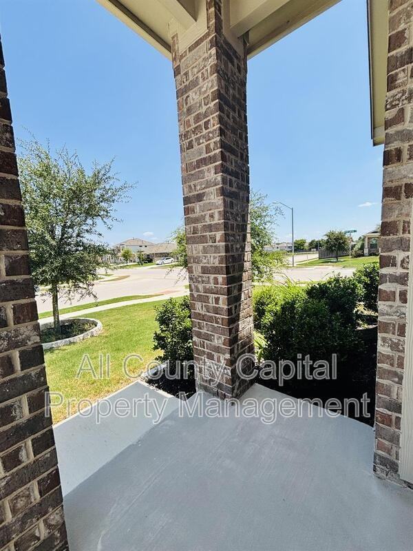 21300 Bird Wing Dr - Photo 3 of 14