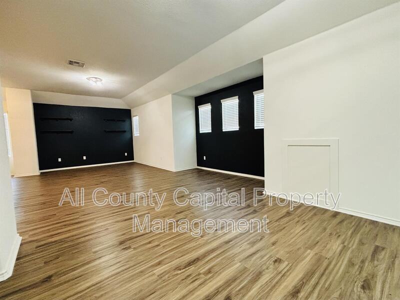 21300 Bird Wing Dr - Photo 7 of 14