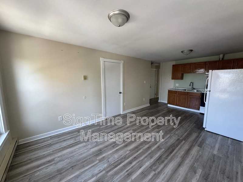 44 E Washington St #3 - Photo 2 of 8