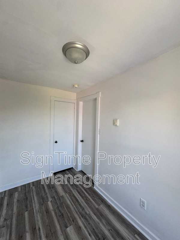 44 E Washington St #3 - Photo 5 of 8