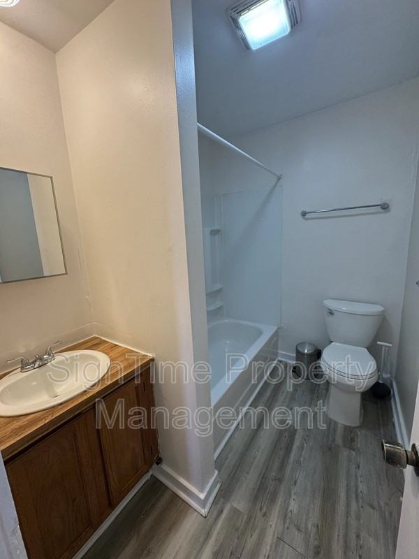 44 E Washington St #3 - Photo 7 of 8