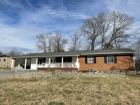 724 Waco Rd - Photo 1 of 1