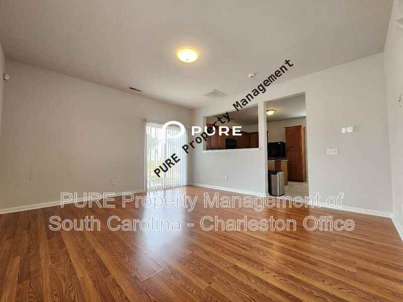 437 Watershed Dr - Photo 4 of 27
