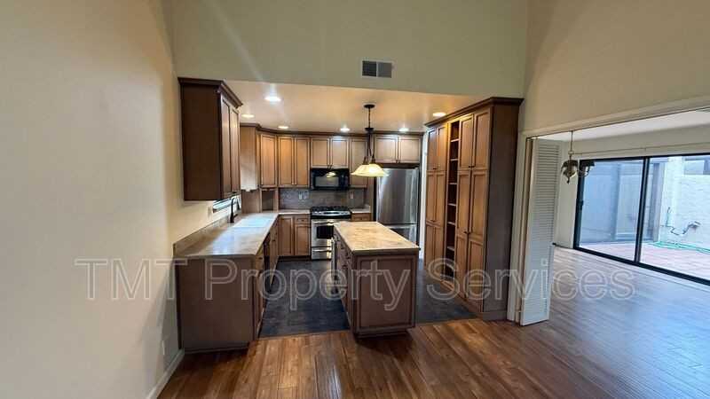 59 Los Palos Dr - Photo 2 of 15