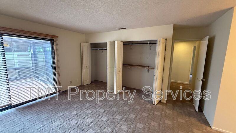 59 Los Palos Dr - Photo 7 of 15