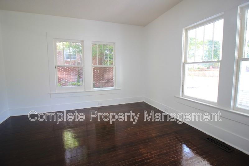 2744 Pike Rd - Photo 4 of 13