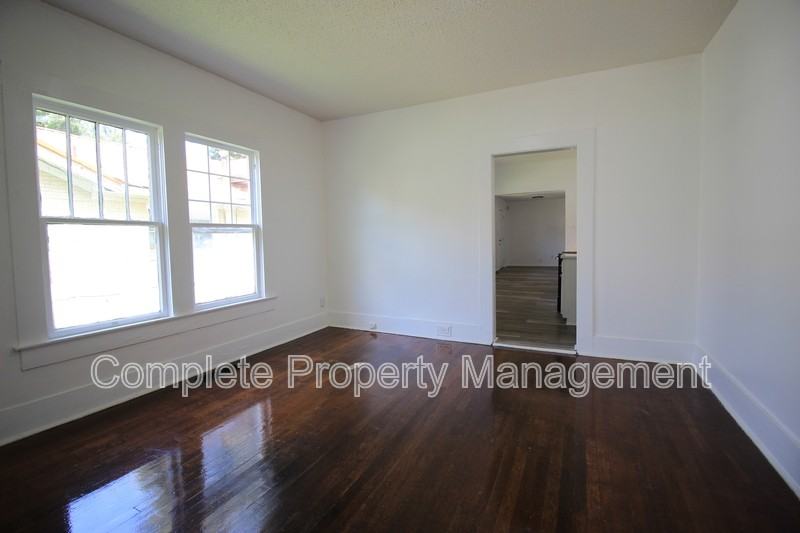 2744 Pike Rd - Photo 5 of 13
