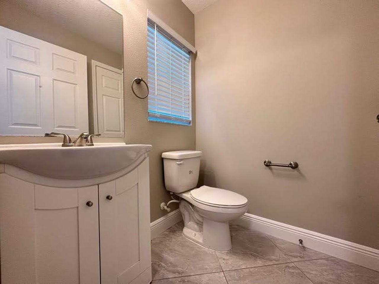 5128 Se 103rd Ln - Photo 5 of 15