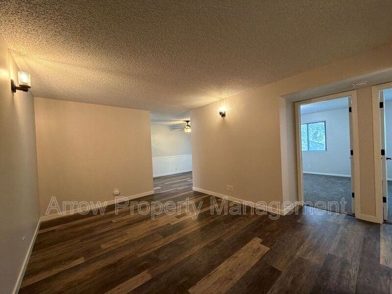 3405 Holdrege St #203 - Photo 4 of 21