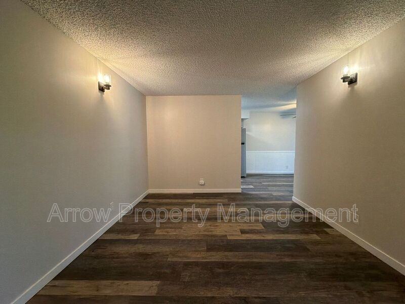 3405 Holdrege St #203 - Photo 5 of 21