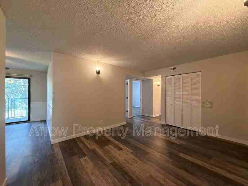 3405 Holdrege St #203 - Photo 6 of 21