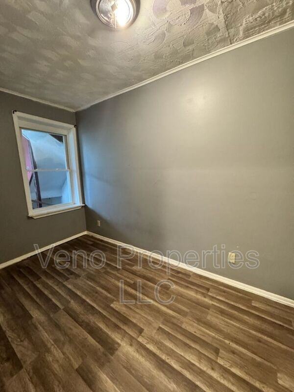 3 Cataract St #2 - Photo 7 of 12
