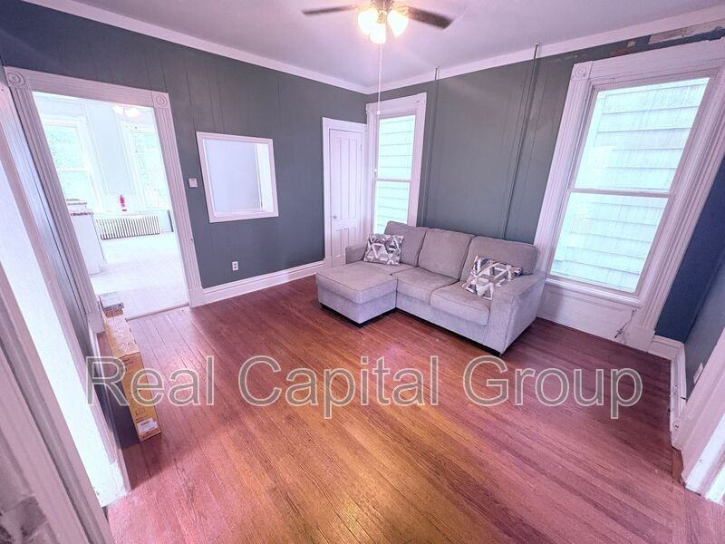 1213 Jacob St #1 - Photo 2 of 16