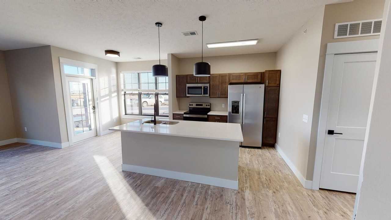 2122 Normal Street - Photo 7 of 32