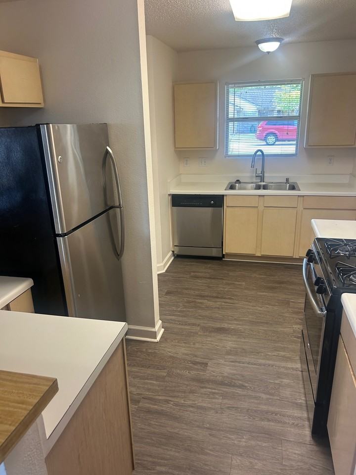 54 Callan Ct - Photo 5 of 27