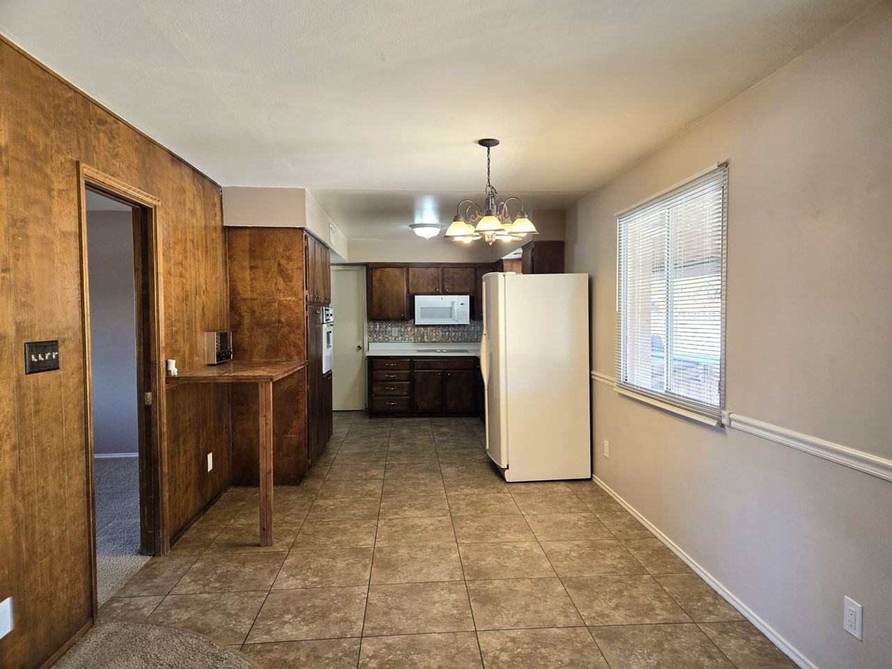 4330 W Royal Palm Rd - Photo 7 of 26