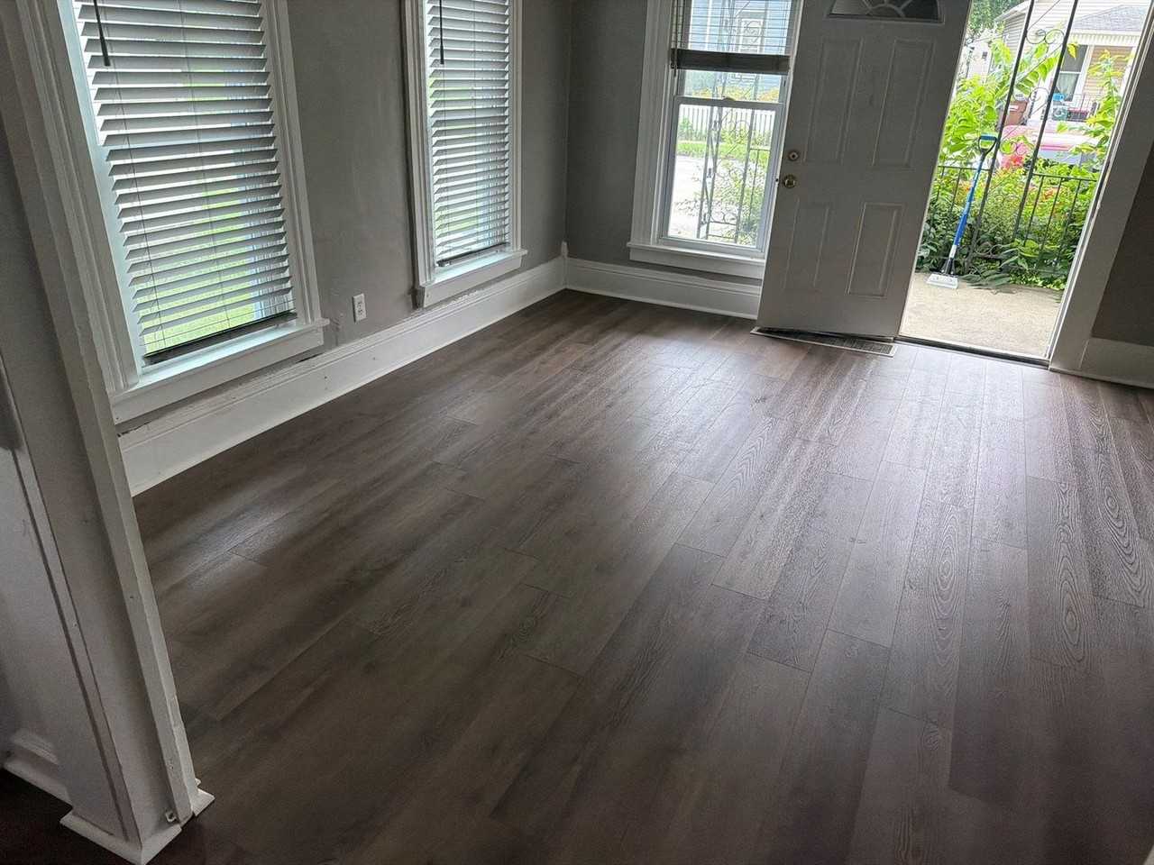317 Cleveland St - Photo 6 of 15