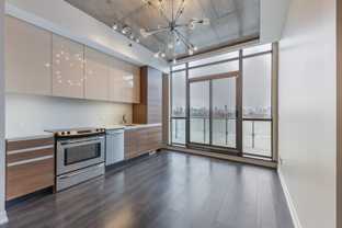 8 Gladstone Ave #607 - Photo 1 of 1