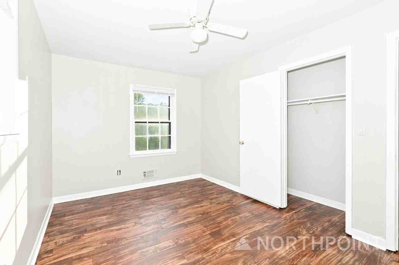 1703 Pheasant Dr - Photo 7 of 15