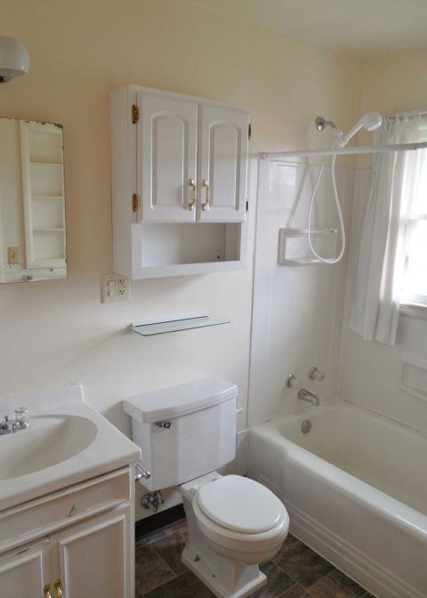 1213 Custer Ave - Photo 5 of 7