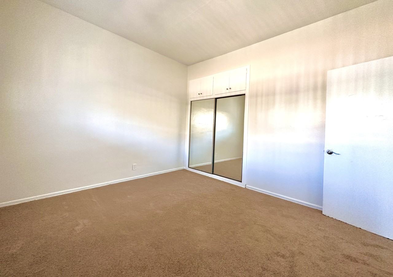 1661 West 182nd Street #8 - Photo 7 of 15