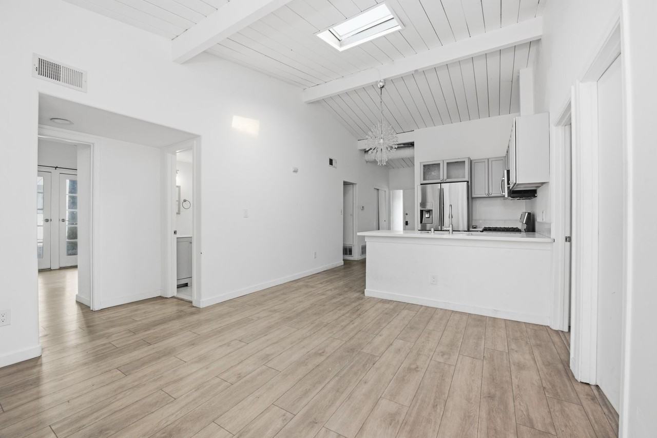 4955 Baja Ct - Photo 3 of 23