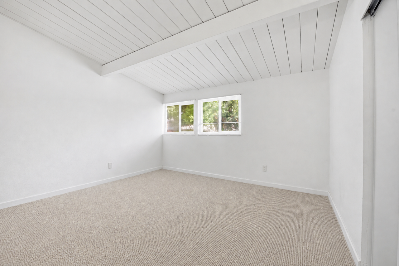 4955 Baja Ct - Photo 7 of 23