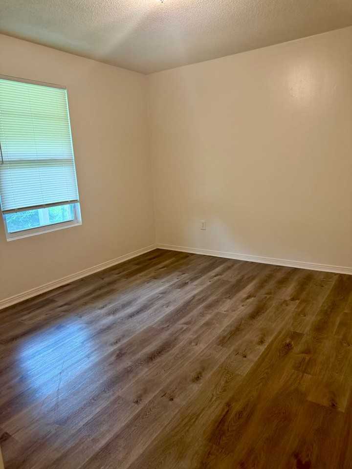66 Kipling Dr - Photo 4 of 11