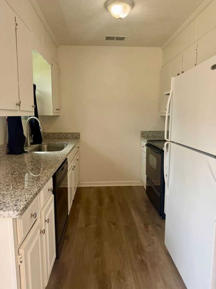 66 Kipling Dr - Photo 5 of 11
