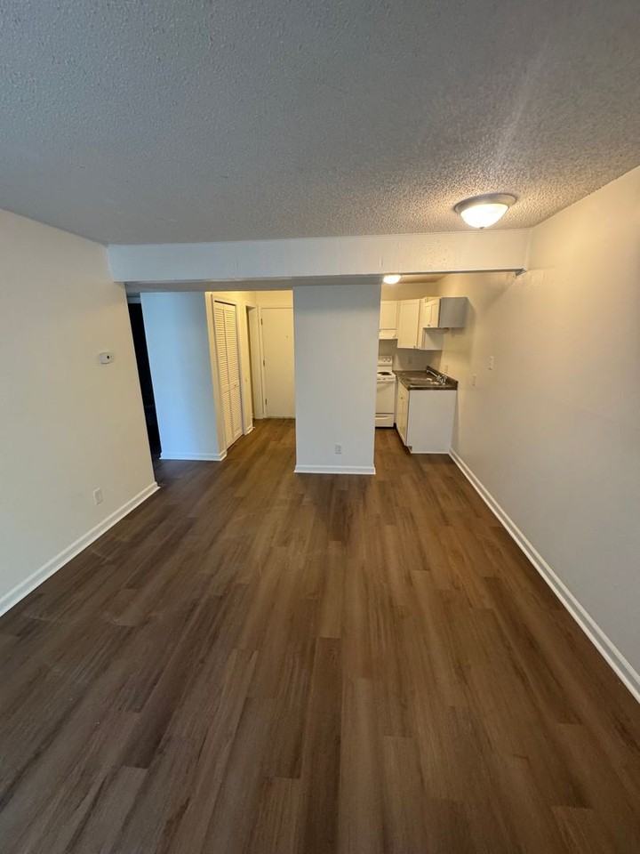 Monterey Apartments - Photo 5 of 8