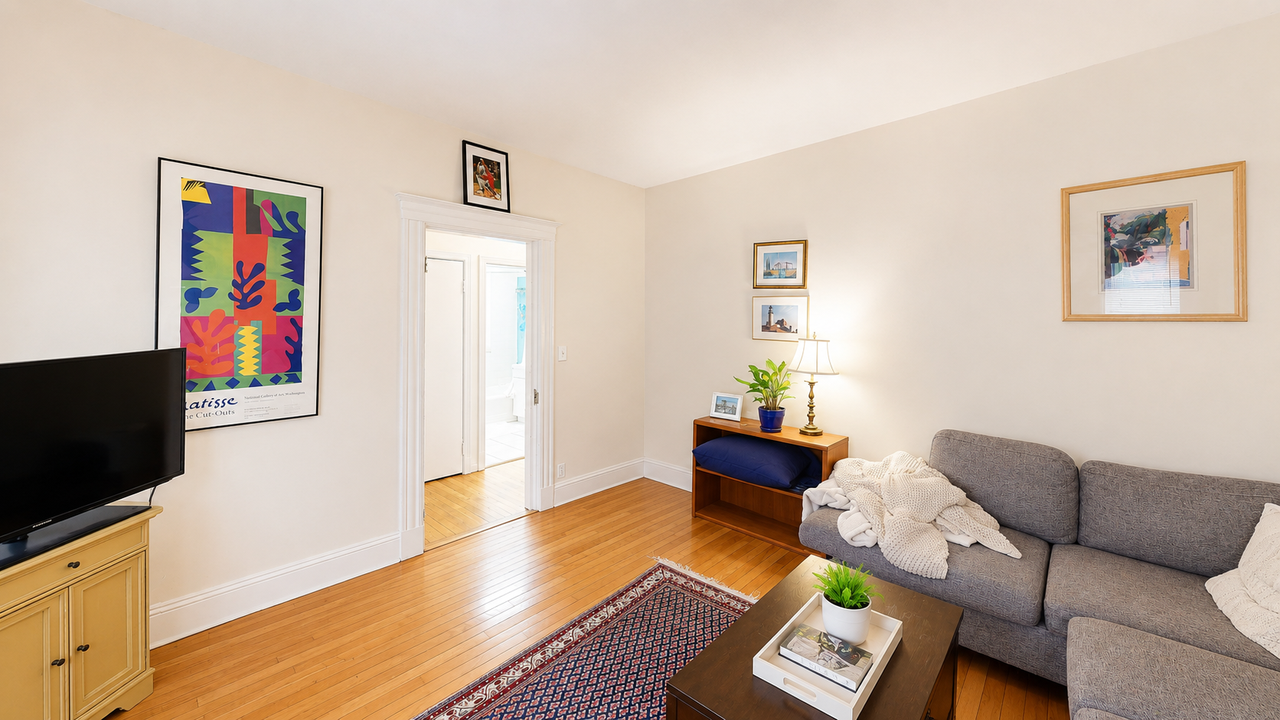 213 Parsons St - Photo 2 of 10
