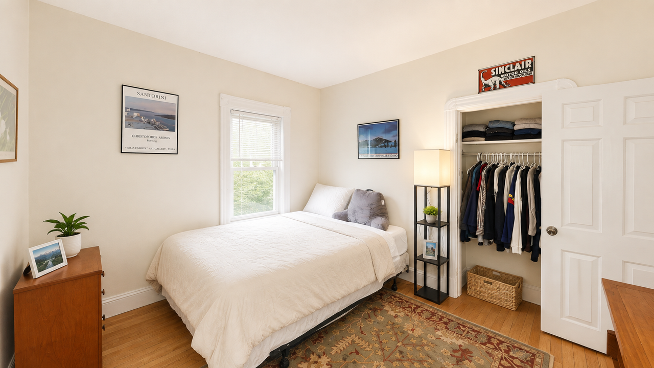 213 Parsons St - Photo 5 of 10