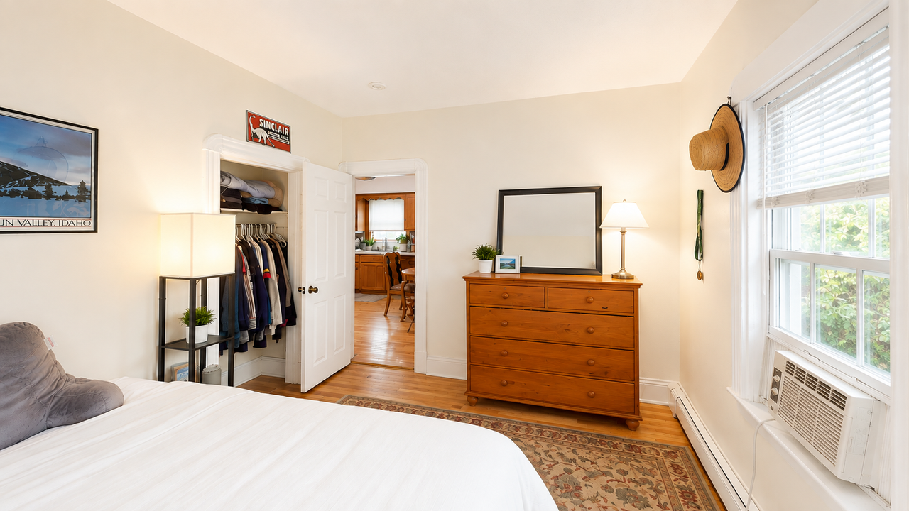 213 Parsons St - Photo 6 of 10