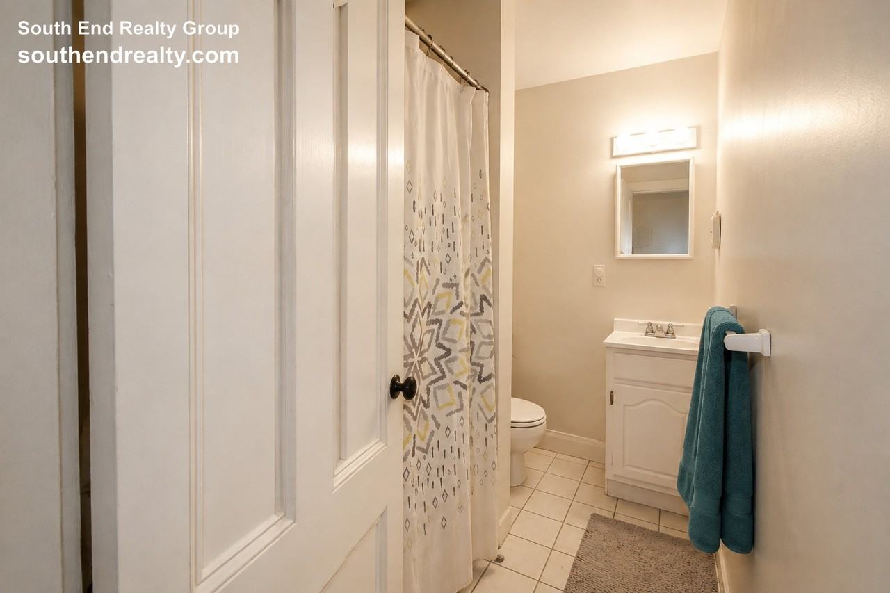 31 Acton St #1 - Photo 3 of 10