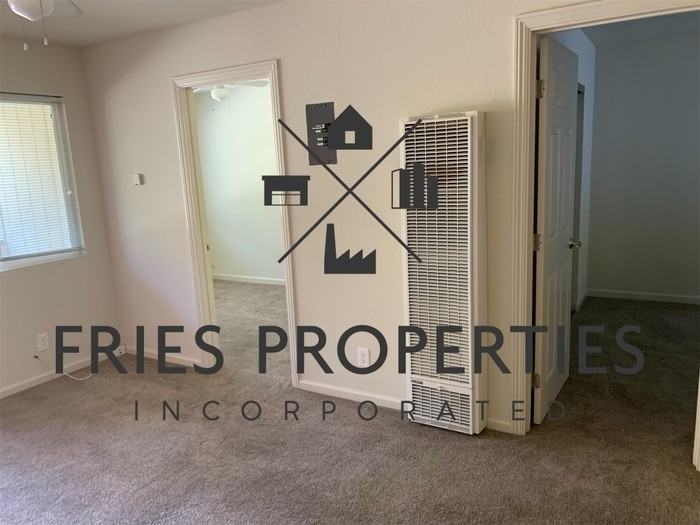 1365 Old Canyon Rd #5 - Photo 4 of 7
