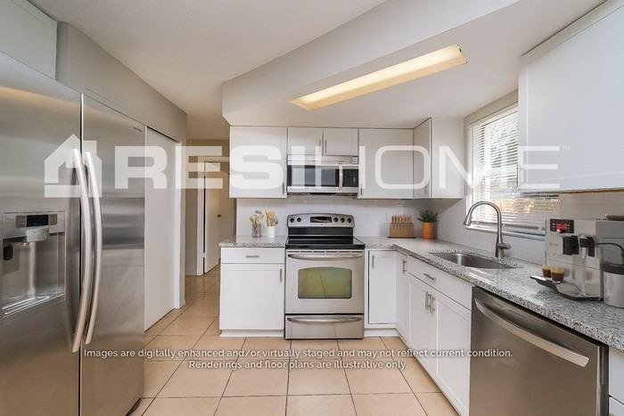 9022 Richwood Ln - Photo 2 of 20