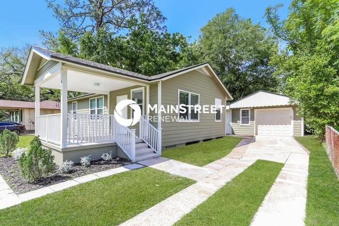 9064 Polk Ave - Photo 3 of 16