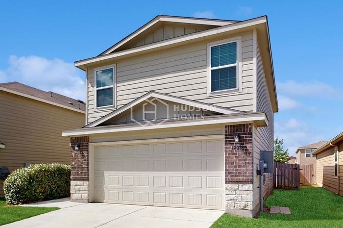 12018 Silver Hts - Photo 4 of 35
