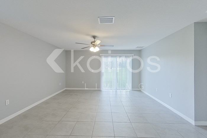 8513 Indian Laurel Ln - Photo 4 of 33