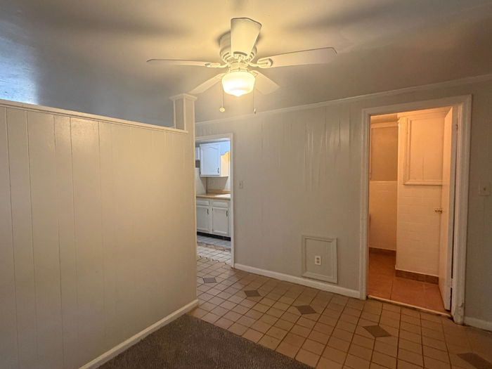 1411 Highland Ave Se #D - Photo 3 of 11