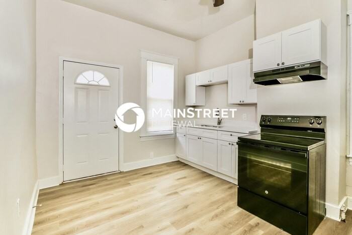 124 N 43rd St - Photo 7 of 18
